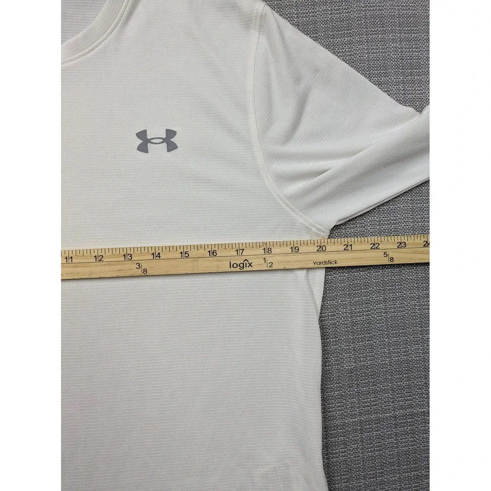 Under Armour Shirt Mens Medium White Long Sleeve Fitted Performance Base Layer